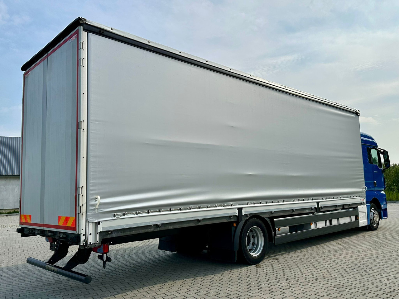 MAN TGX 18.360 / BURTO - FIRANKA / 23 PALETY / SYPIALKA / AUTOMAT / 2021 ROK / SPROWADZONY / SERWISOW - Тентована вантажівка: фото 3 MAN TGX 18.360 / BURTO - FIRANKA / 23 PALETY / SYPIALKA / AUTOMAT / 2021 ROK / SPROWADZONY / SERWISOW - Тентована вантажівка: фото 3