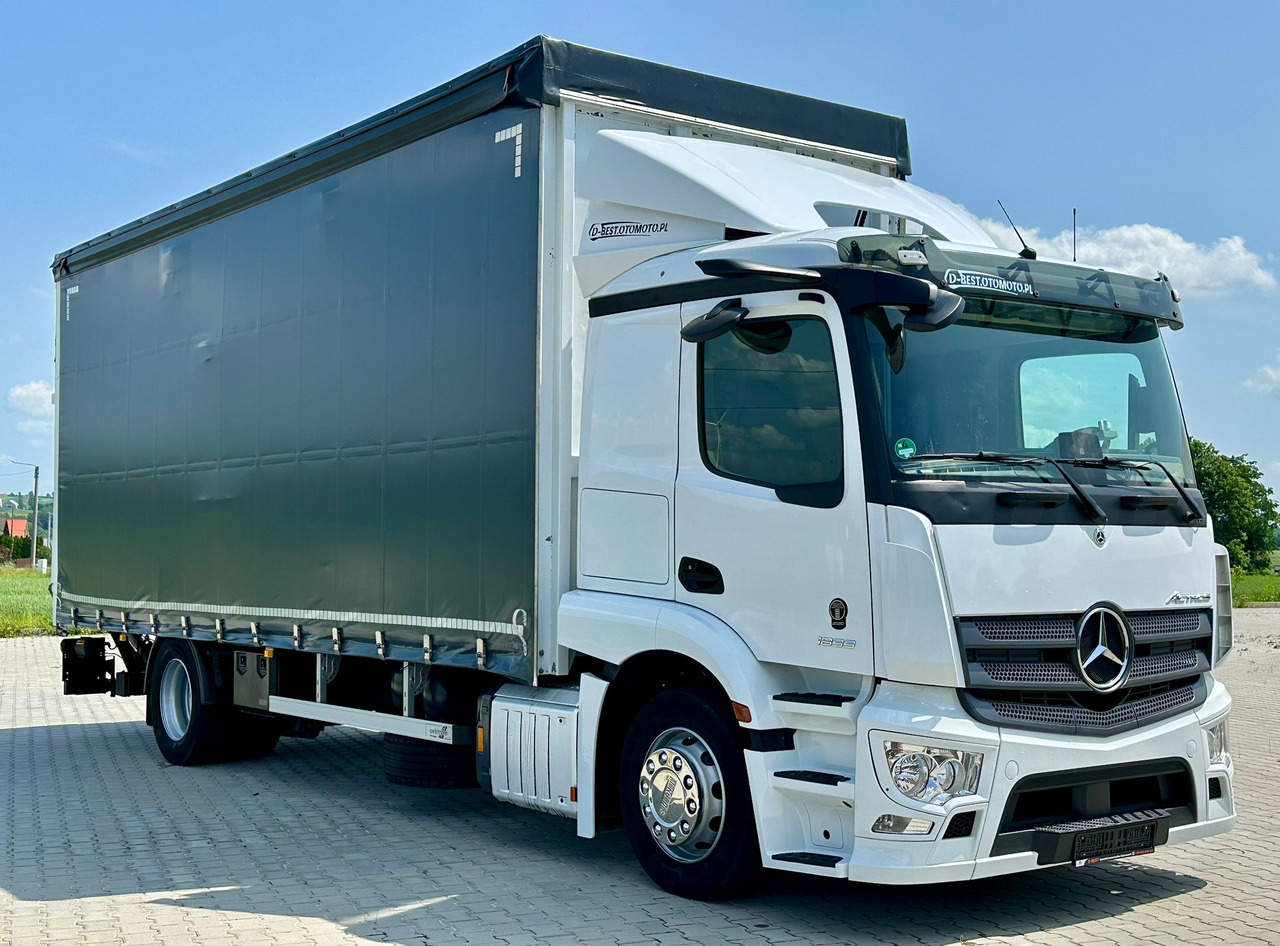 MERCEDES-BENZ ACTROS 1833 / FIRANKA / WINDA / 18 PALET / AUTOMAT / 310 TYS KM / DUŻY SILNIK / 2020 ROK / SYPIALKA - Тентована вантажівка: фото 1 MERCEDES-BENZ ACTROS 1833 / FIRANKA / WINDA / 18 PALET / AUTOMAT / 310 TYS KM / DUŻY SILNIK / 2020 ROK / SYPIALKA - Тентована вантажівка: фото 1