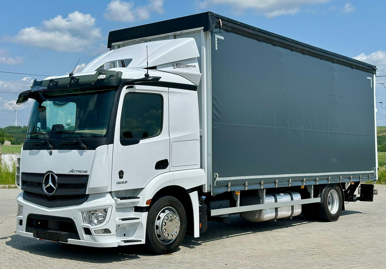 MERCEDES-BENZ ACTROS 1833 / FIRANKA / WINDA / 18 PALET / AUTOMAT / 310 TYS KM / DUŻY SILNIK / 2020 ROK / SYPIALKA - Тентована вантажівка: фото 2 MERCEDES-BENZ ACTROS 1833 / FIRANKA / WINDA / 18 PALET / AUTOMAT / 310 TYS KM / DUŻY SILNIK / 2020 ROK / SYPIALKA - Тентована вантажівка: фото 2