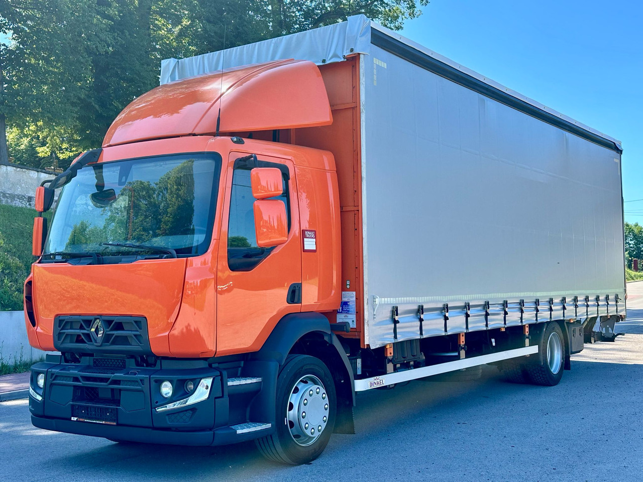 RENAULT D 18 / 280 / FIRANKA / WINDA / 8.6 M DŁUGOŚCI / 21 EUROPALET / NOWE OPONY / ŁADOWNOŚĆ 9.380 KG / AUTOMAT / SERWISOWANA / SPROWADZONA - Тентована вантажівка: фото 2 RENAULT D 18 / 280 / FIRANKA / WINDA / 8.6 M DŁUGOŚCI / 21 EUROPALET / NOWE OPONY / ŁADOWNOŚĆ 9.380 KG / AUTOMAT / SERWISOWANA / SPROWADZONA - Тентована вантажівка: фото 2