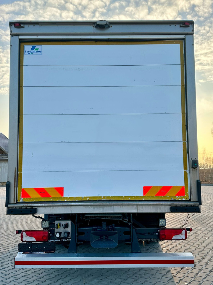 SCANIA G360 / IZOTERMA / 6.8 M DŁUGOŚCI / AUTOMAT / CAŁA NA PODUSZKACH / KLIMA POSTOJOWA / ELEKTRYCZNA ROLETA TYŁ / SYPIALKA - Ізотермічна вантажівка: фото 4 SCANIA G360 / IZOTERMA / 6.8 M DŁUGOŚCI / AUTOMAT / CAŁA NA PODUSZKACH / KLIMA POSTOJOWA / ELEKTRYCZNA ROLETA TYŁ / SYPIALKA - Ізотермічна вантажівка: фото 4