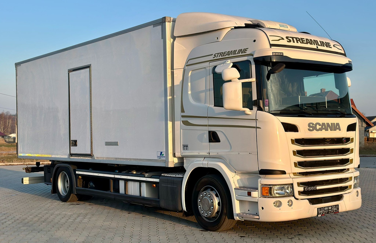 SCANIA G360 / IZOTERMA / 6.8 M DŁUGOŚCI / AUTOMAT / CAŁA NA PODUSZKACH / KLIMA POSTOJOWA / ELEKTRYCZNA ROLETA TYŁ / SYPIALKA - Ізотермічна вантажівка: фото 1 SCANIA G360 / IZOTERMA / 6.8 M DŁUGOŚCI / AUTOMAT / CAŁA NA PODUSZKACH / KLIMA POSTOJOWA / ELEKTRYCZNA ROLETA TYŁ / SYPIALKA - Ізотермічна вантажівка: фото 1