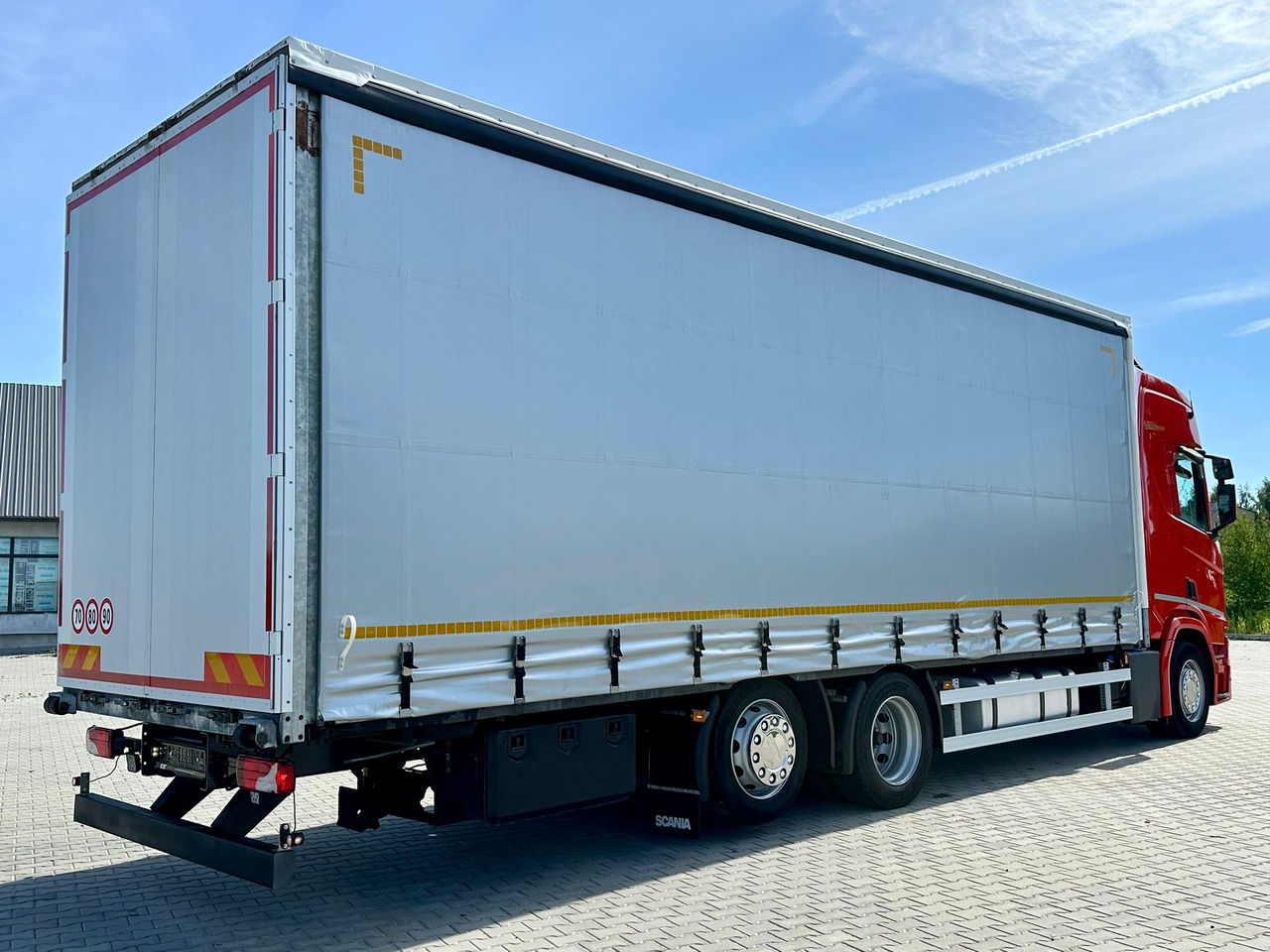 SCANIA R410 / FIRANKA / 21 EUROPALET / 8.5 M DŁUGOŚCI / 6x2 / PODWIESZA - Тентована вантажівка: фото 4 SCANIA R410 / FIRANKA / 21 EUROPALET / 8.5 M DŁUGOŚCI / 6x2 / PODWIESZA - Тентована вантажівка: фото 4