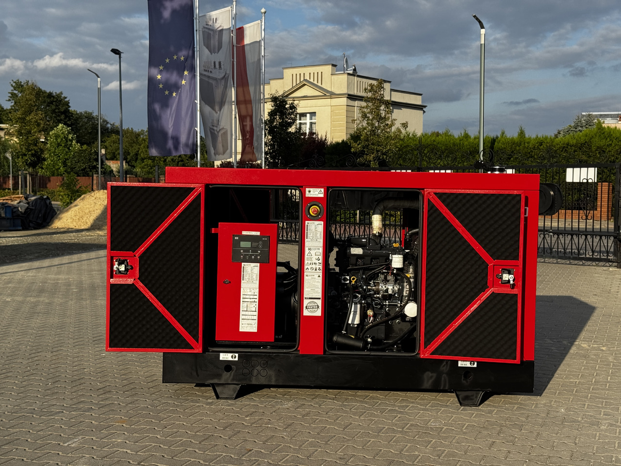 IVECO 45 kVA / 36 kW - Електричний генератор: фото 5 IVECO 45 kVA / 36 kW - Електричний генератор: фото 5