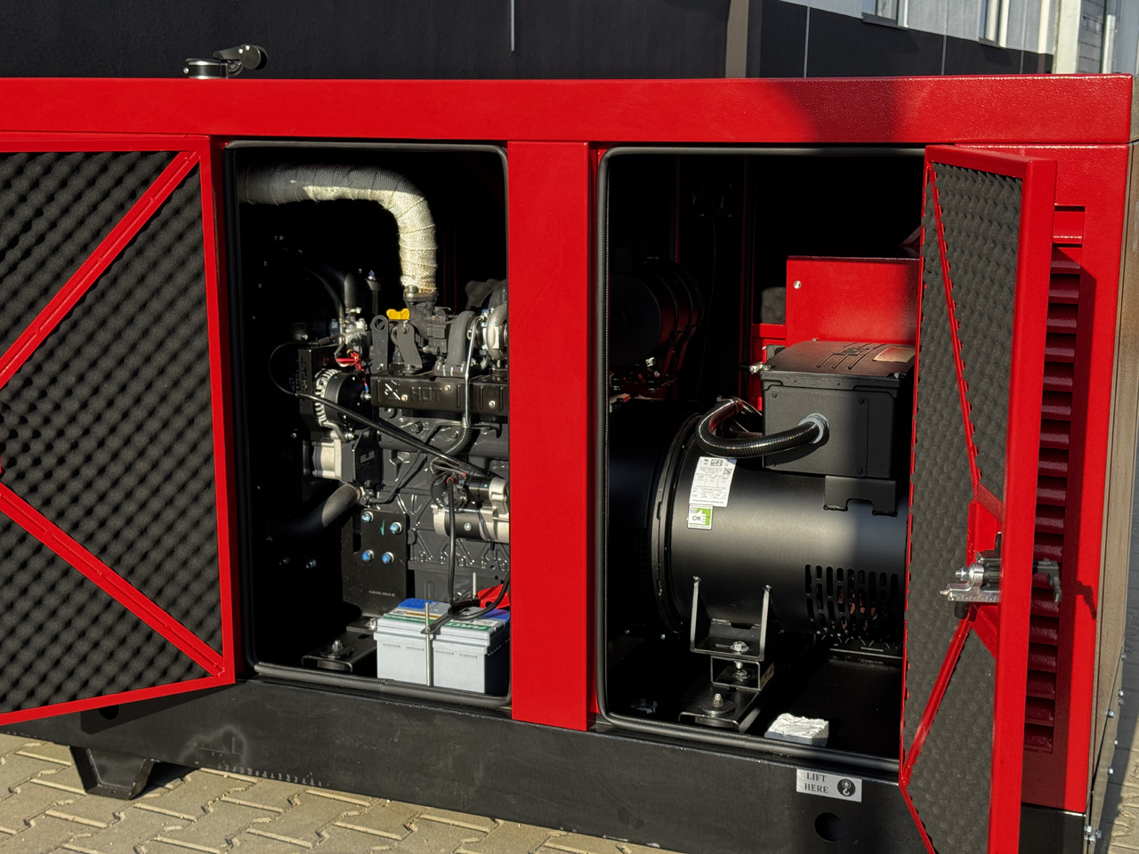 IVECO 50 kVA / 40 kW - Електричний генератор: фото 5 IVECO 50 kVA / 40 kW - Електричний генератор: фото 5