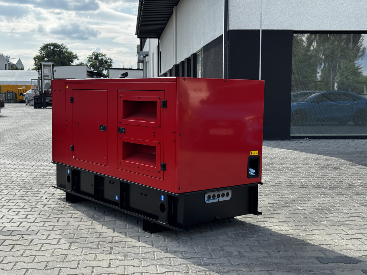IVECO 80 kVA / 65 kW - Електричний генератор: фото 3 IVECO 80 kVA / 65 kW - Електричний генератор: фото 3