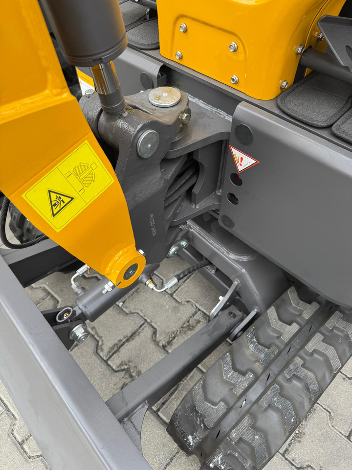 KUBOTA Diesel Mini excavator 1.2 Tons - Müller Machinery MB 12 - SH - Міні-екскаватор: фото 2 KUBOTA Diesel Mini excavator 1.2 Tons - Müller Machinery MB 12 - SH - Міні-екскаватор: фото 2