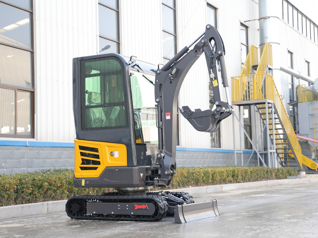 KUBOTA Diesel Mini excavator 2 Ton - Müller Machinery MB 20 - KSH - Міні-екскаватор: фото 5 KUBOTA Diesel Mini excavator 2 Ton - Müller Machinery MB 20 - KSH - Міні-екскаватор: фото 5