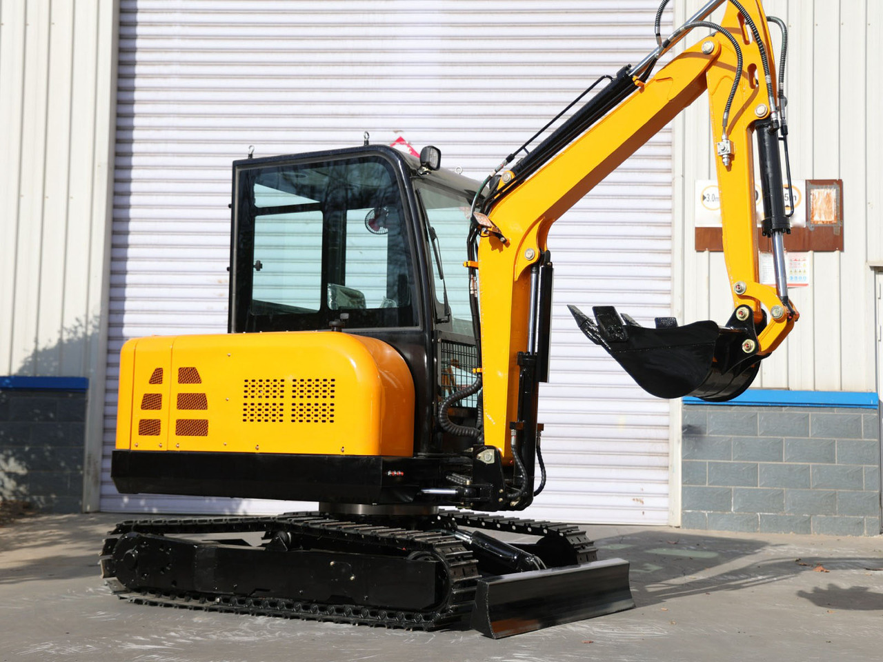 KUBOTA Diesel Mini excavator 3.5 Ton - Müller Machinery MB 35 - KSH - Міні-екскаватор: фото 4 KUBOTA Diesel Mini excavator 3.5 Ton - Müller Machinery MB 35 - KSH - Міні-екскаватор: фото 4