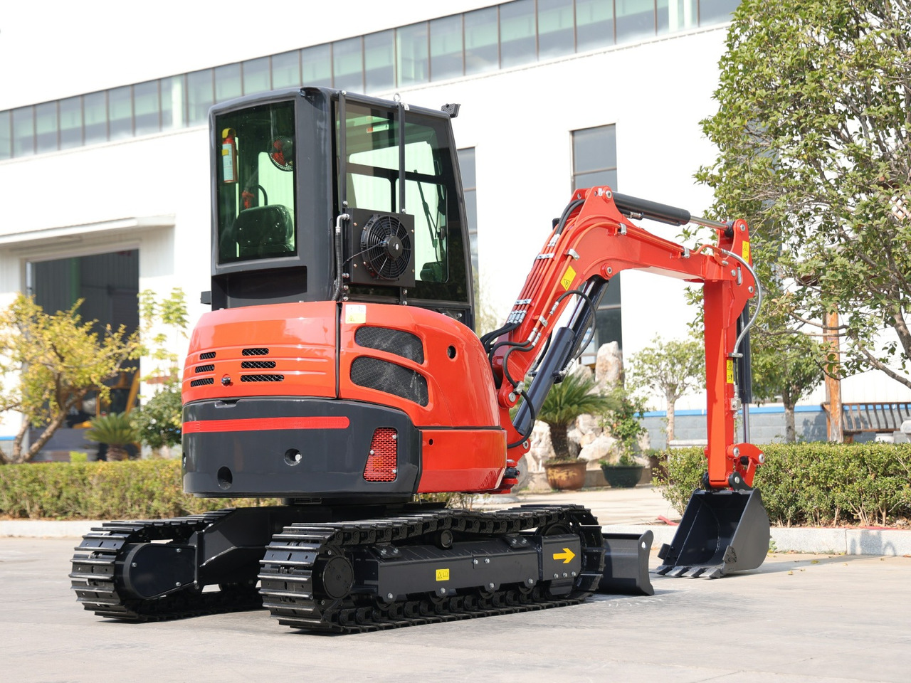 KUBOTA Diesel Mini excavator 3.5 Ton - Müller Machinery MB 35 Plus - VKSH - Міні-екскаватор: фото 5 KUBOTA Diesel Mini excavator 3.5 Ton - Müller Machinery MB 35 Plus - VKSH - Міні-екскаватор: фото 5