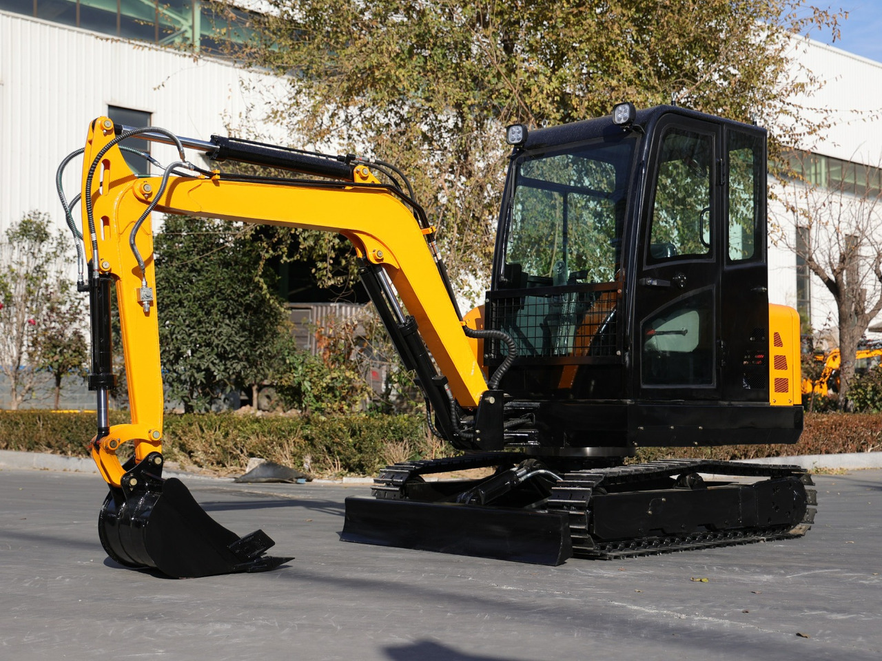 KUBOTA Diesel Mini excavator 3.5 Ton - Müller Machinery MB 35 - VKSH - Міні-екскаватор: фото 1 KUBOTA Diesel Mini excavator 3.5 Ton - Müller Machinery MB 35 - VKSH - Міні-екскаватор: фото 1