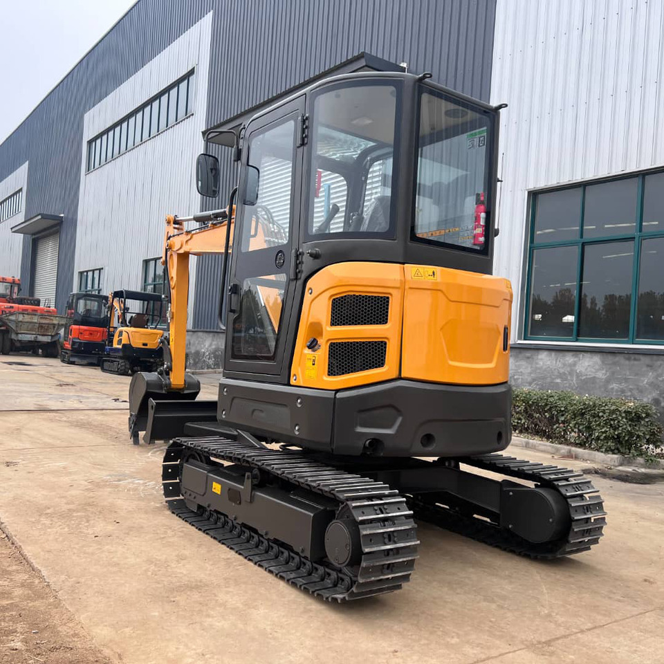 KUBOTA Diesel Mini excavator 4 Ton - Müller Machinery MB 40 Plus - VKSH - Міні-екскаватор: фото 3 KUBOTA Diesel Mini excavator 4 Ton - Müller Machinery MB 40 Plus - VKSH - Міні-екскаватор: фото 3