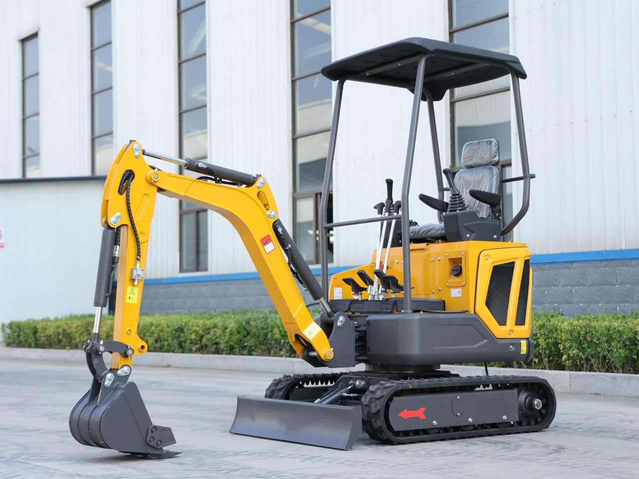 Müller Machinery Diesel Mini excavator 1.6 Ton - Müller Machinery MB 16 - SH Laidong LL380B motor - Міні-екскаватор: фото 4 Müller Machinery Diesel Mini excavator 1.6 Ton - Müller Machinery MB 16 - SH Laidong LL380B motor - Міні-екскаватор: фото 4