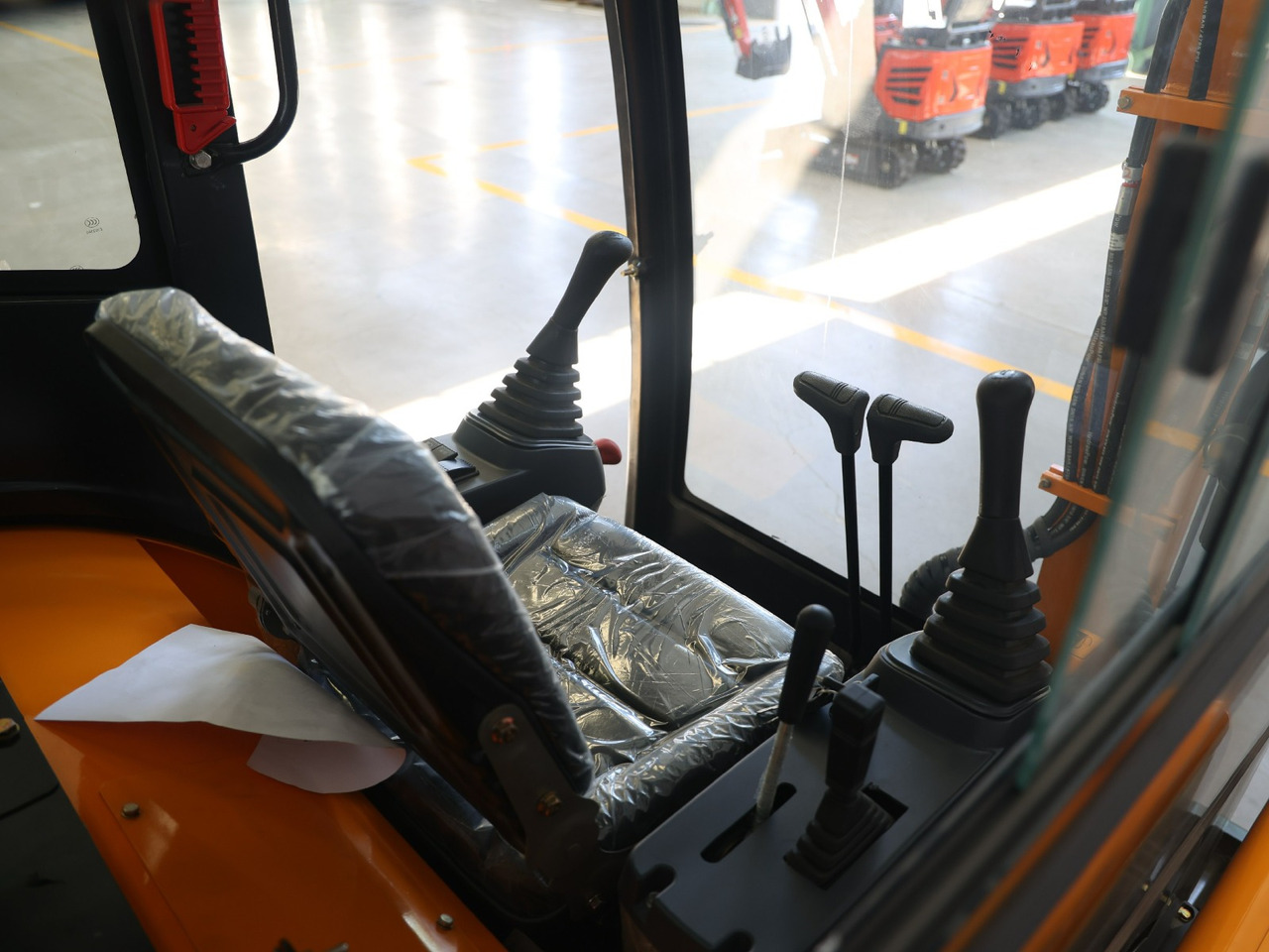 Новий Міні-екскаватор Müller Machinery Diesel Mini excavator 4 ton - Müller Machinery MB 40 - VKSH Xinchai  4D32 Series Motor: фото 6