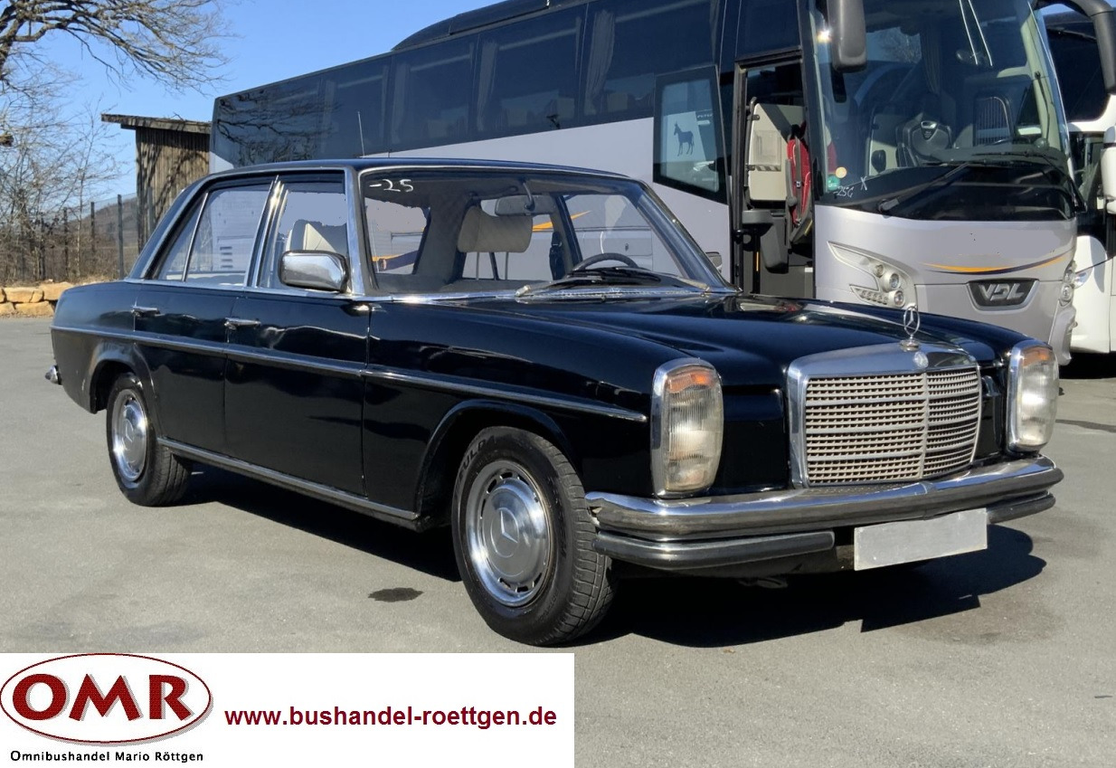 Mercedes-Benz 200 D/8 - Легковий автомобіль: фото 1 Mercedes-Benz 200 D/8 - Легковий автомобіль: фото 1