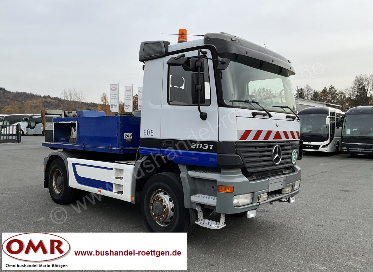 Mercedes-Benz Actros 2031 Abschlepper - Евакуатор: фото 1 Mercedes-Benz Actros 2031 Abschlepper - Евакуатор: фото 1