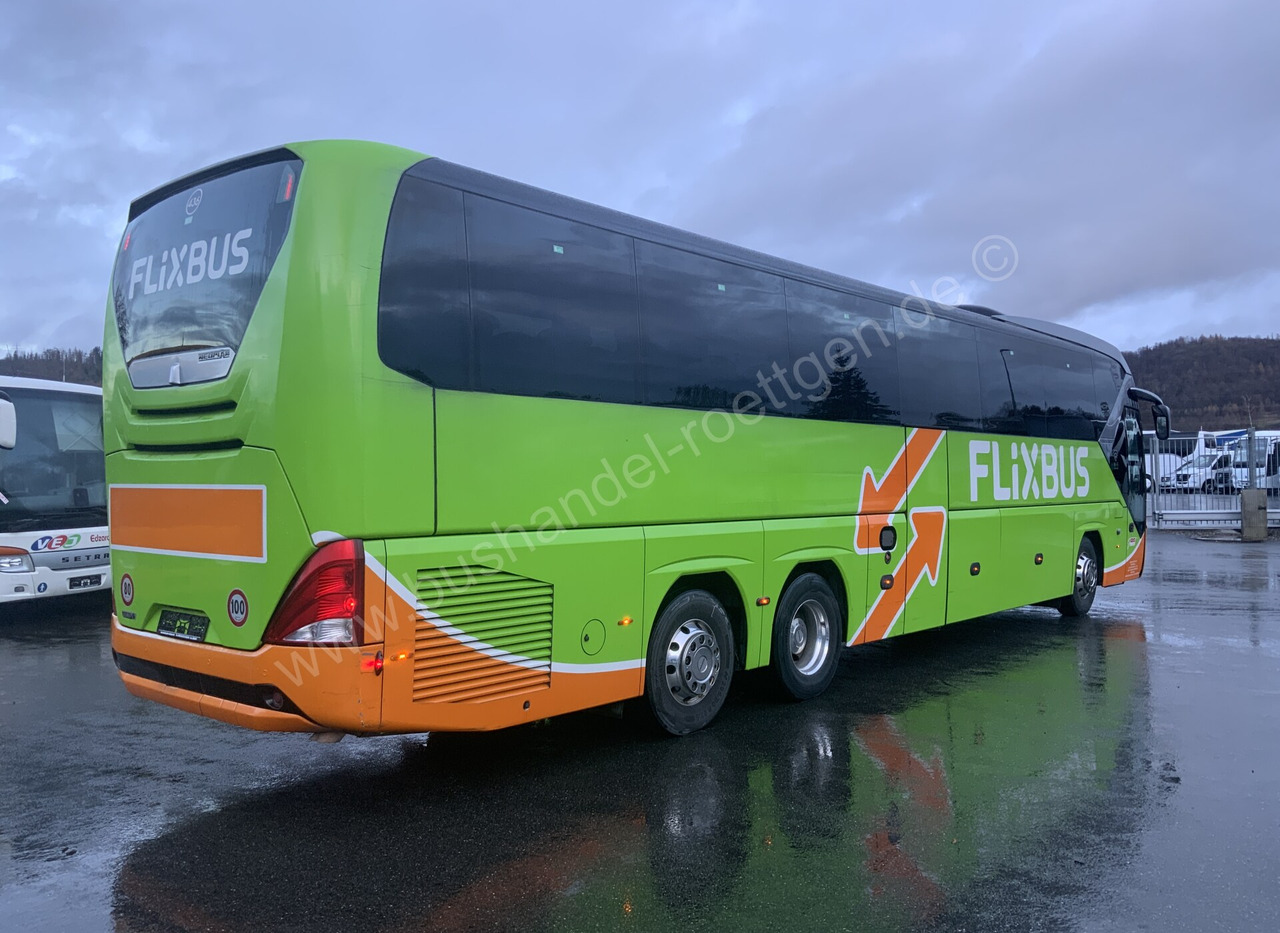 Neoplan Tourliner L - Туристичний автобус: фото 4 Neoplan Tourliner L - Туристичний автобус: фото 4