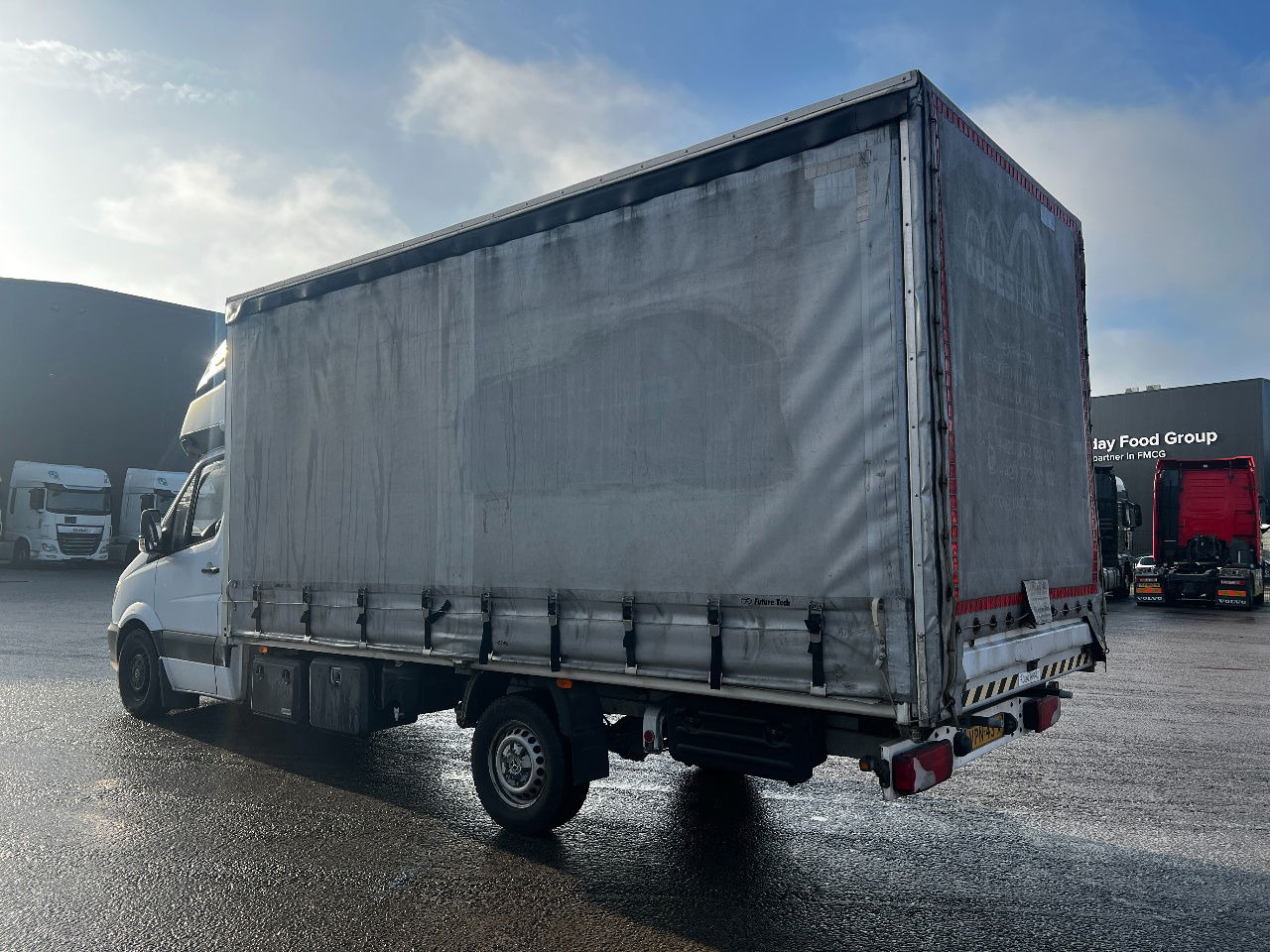 Mercedes-Benz Sprinter 316 Euro 6, Manual - Тентований фургон: фото 4 Mercedes-Benz Sprinter 316 Euro 6, Manual - Тентований фургон: фото 4