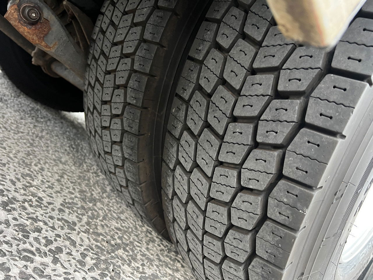 Volvo FM 9.300 Globe 6x2, Euro 5 - Вантажівка з закритим кузовом: фото 5 Volvo FM 9.300 Globe 6x2, Euro 5 - Вантажівка з закритим кузовом: фото 5