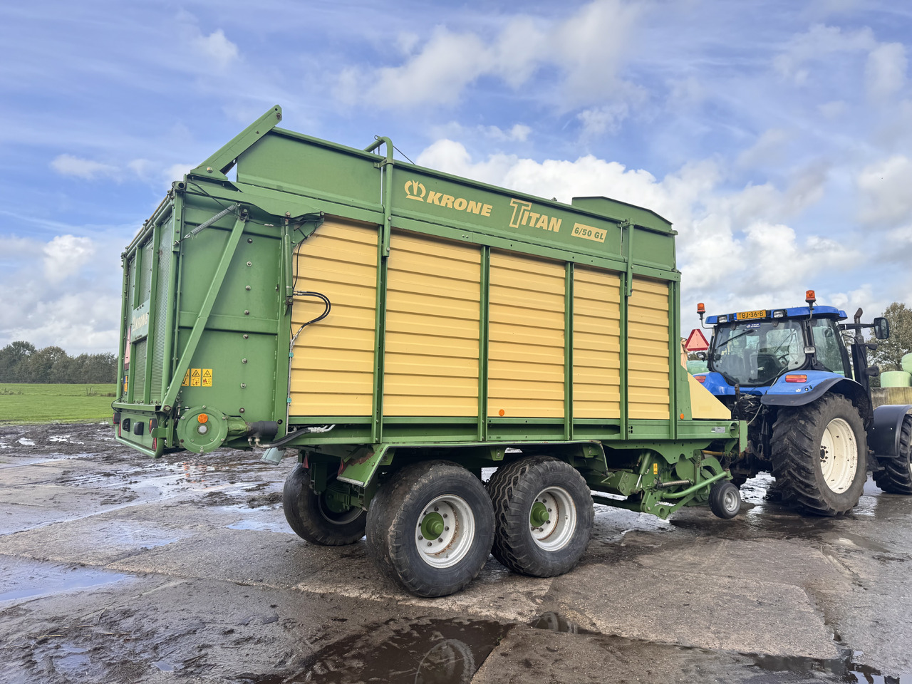 Krone Titan 6/50 GL - Самозавантажувальний причіп: фото 2 Krone Titan 6/50 GL - Самозавантажувальний причіп: фото 2