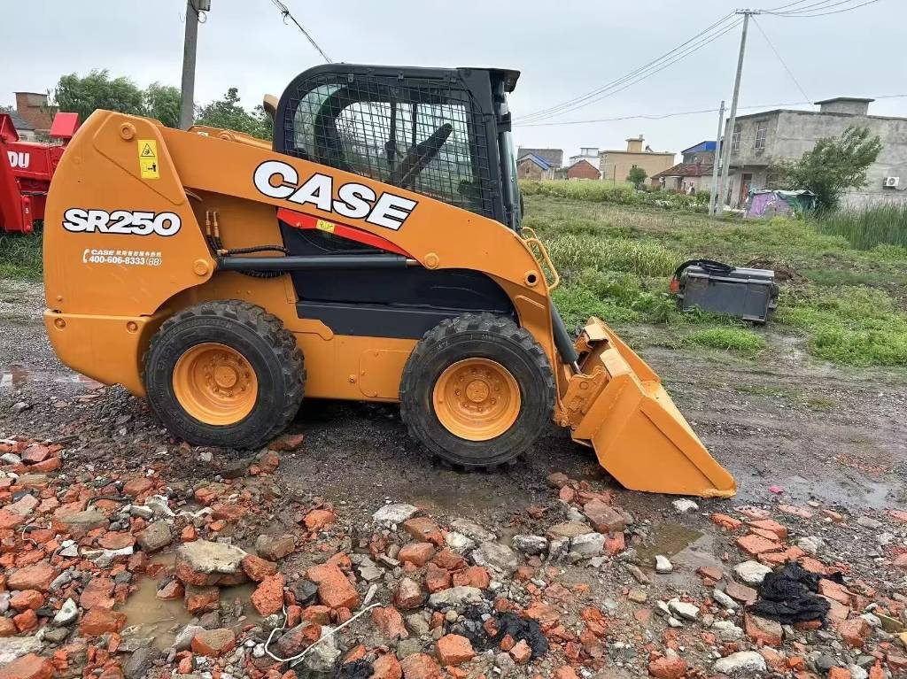 CASE SR 250 - Міні-навантажувач: фото 4 CASE SR 250 - Міні-навантажувач: фото 4