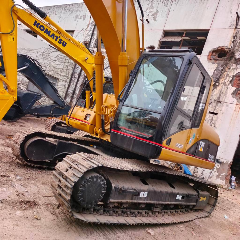 CAT 320 C L - Гусеничний екскаватор: фото 4 CAT 320 C L - Гусеничний екскаватор: фото 4