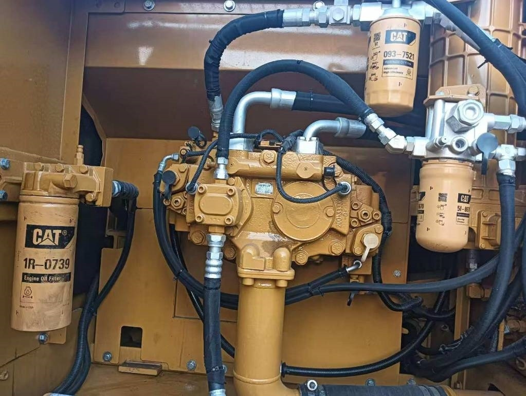 CAT 324 D L - Гусеничний екскаватор: фото 3 CAT 324 D L - Гусеничний екскаватор: фото 3