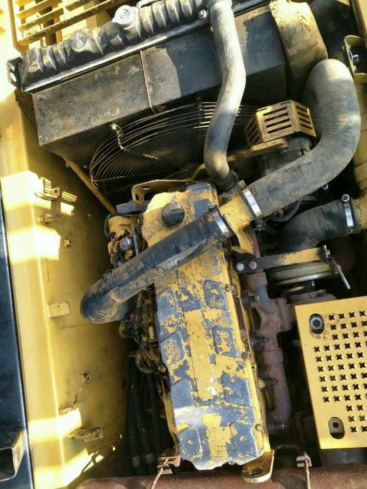 CAT 330 C - Гусеничний екскаватор: фото 2 CAT 330 C - Гусеничний екскаватор: фото 2