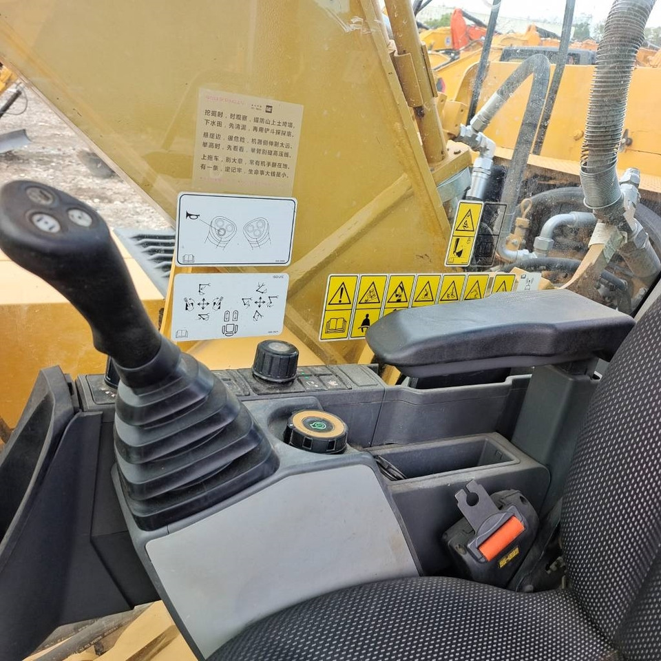 CAT 330 GC - Гусеничний екскаватор: фото 3 CAT 330 GC - Гусеничний екскаватор: фото 3