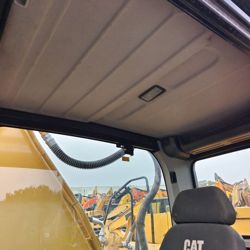 CAT 330 GC - Гусеничний екскаватор: фото 4 CAT 330 GC - Гусеничний екскаватор: фото 4