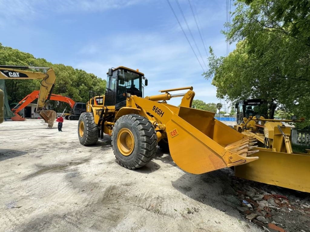 CAT 966 H - Колісний навантажувач: фото 3 CAT 966 H - Колісний навантажувач: фото 3