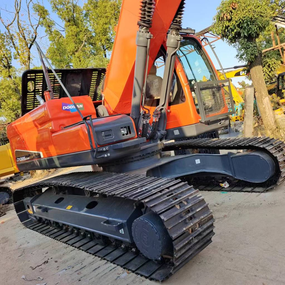 Doosan DX 225 LC - Гусеничний екскаватор: фото 4 Doosan DX 225 LC - Гусеничний екскаватор: фото 4