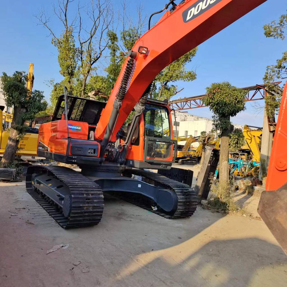 Doosan DX 225 LC - Гусеничний екскаватор: фото 3 Doosan DX 225 LC - Гусеничний екскаватор: фото 3