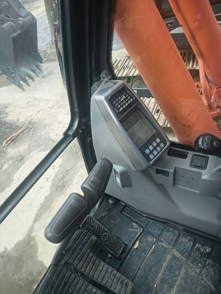 Doosan DX 300 LC-9C - Гусеничний екскаватор: фото 4 Doosan DX 300 LC-9C - Гусеничний екскаватор: фото 4
