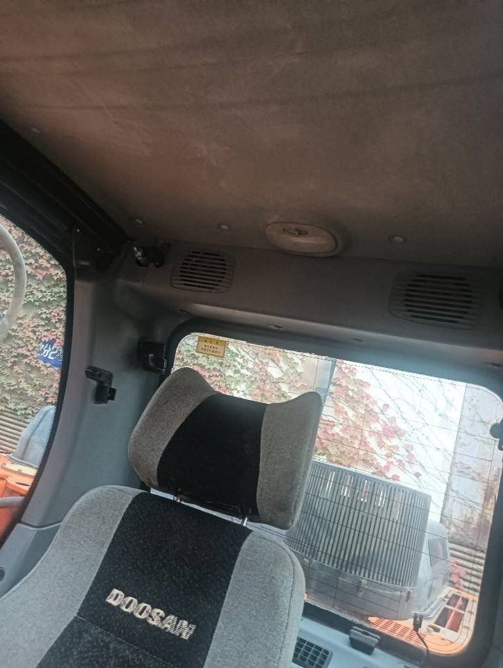 Doosan DX 300 LC-9C - Гусеничний екскаватор: фото 3 Doosan DX 300 LC-9C - Гусеничний екскаватор: фото 3