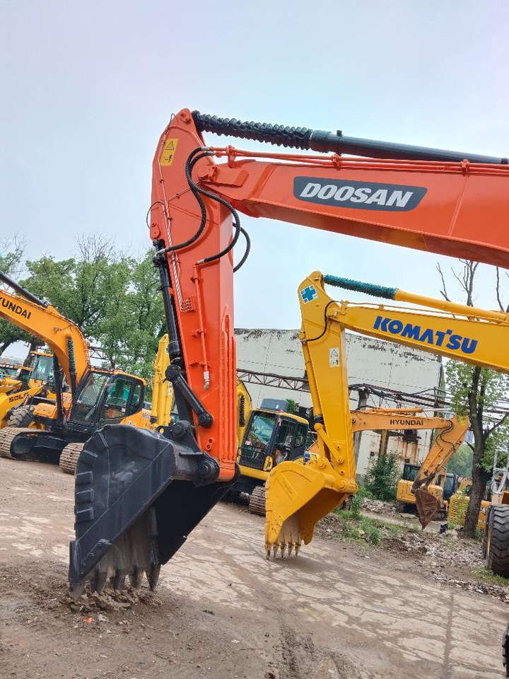 Doosan DX 300 LC - Гусеничний екскаватор: фото 2 Doosan DX 300 LC - Гусеничний екскаватор: фото 2