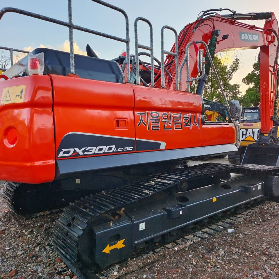 Гусеничний екскаватор Doosan DX 300 LCA: фото 33 Гусеничний екскаватор Doosan DX 300 LCA: фото 33