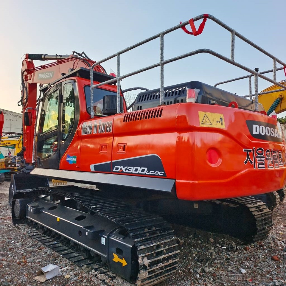 Гусеничний екскаватор Doosan DX 300 LCA: фото 24 Гусеничний екскаватор Doosan DX 300 LCA: фото 24
