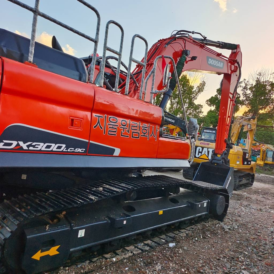 Гусеничний екскаватор Doosan DX 300 LCA: фото 34 Гусеничний екскаватор Doosan DX 300 LCA: фото 34