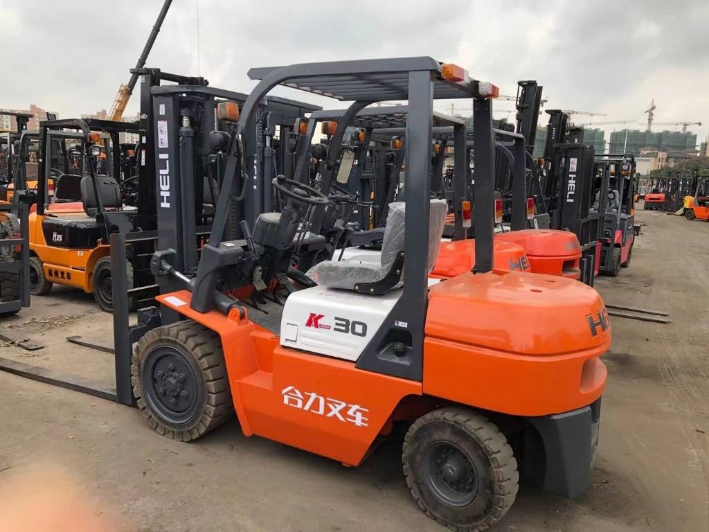 Heli FD 30 - Дизельний навантажувач: фото 2 Heli FD 30 - Дизельний навантажувач: фото 2