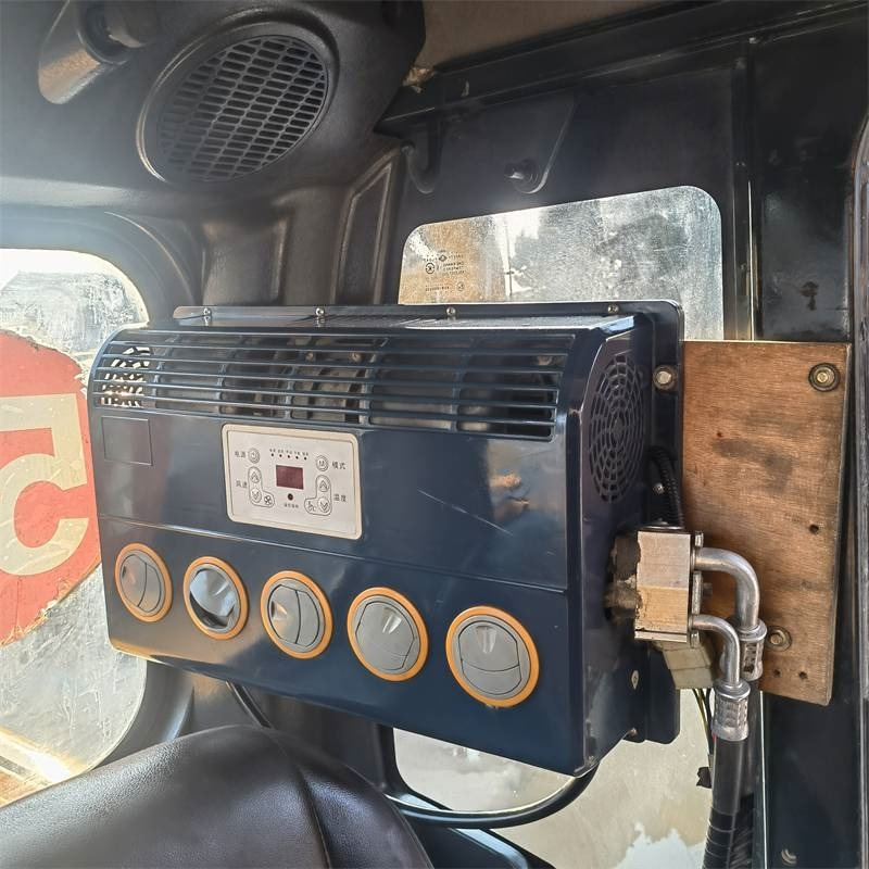 Hyundai HW 210 A - Гусеничний екскаватор: фото 5 Hyundai HW 210 A - Гусеничний екскаватор: фото 5