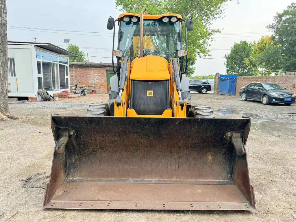 JCB 3 CX - Колісний екскаватор: фото 4 JCB 3 CX - Колісний екскаватор: фото 4