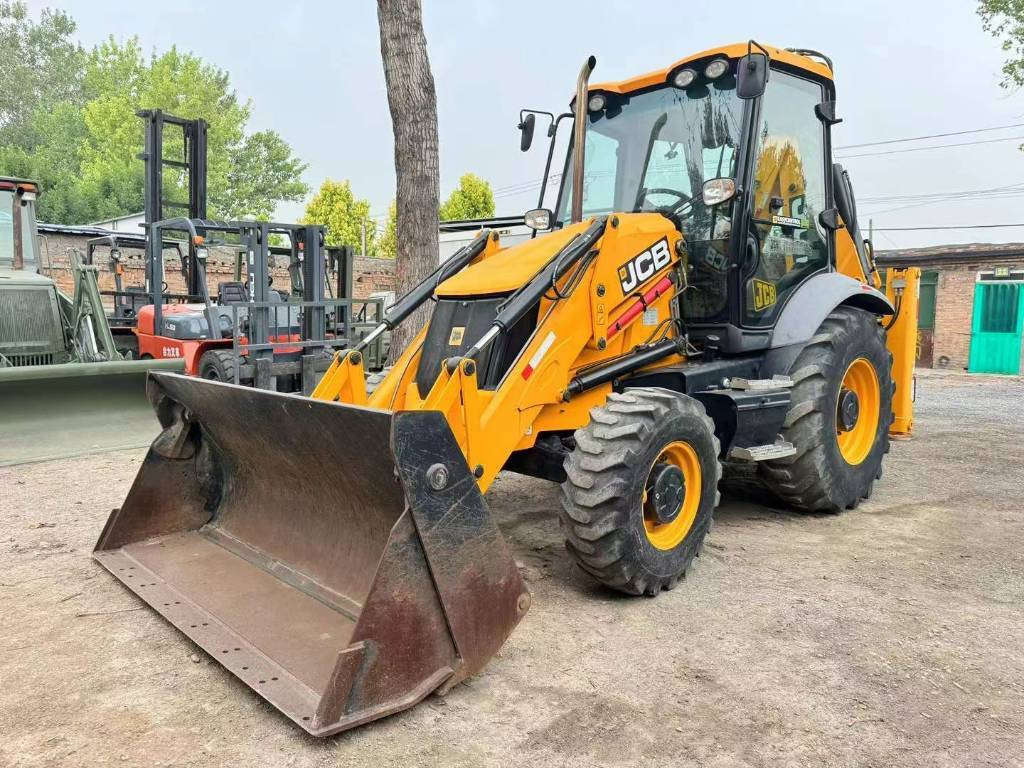 JCB 3 CX - Колісний екскаватор: фото 2 JCB 3 CX - Колісний екскаватор: фото 2