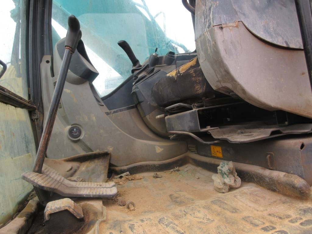 Kobelco SK 140 - Гусеничний екскаватор: фото 3 Kobelco SK 140 - Гусеничний екскаватор: фото 3