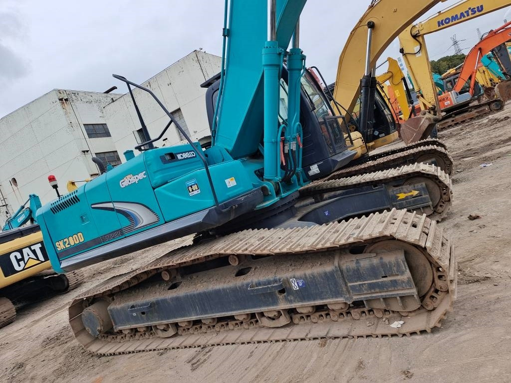 Kobelco SK 200 - Гусеничний екскаватор: фото 5 Kobelco SK 200 - Гусеничний екскаватор: фото 5