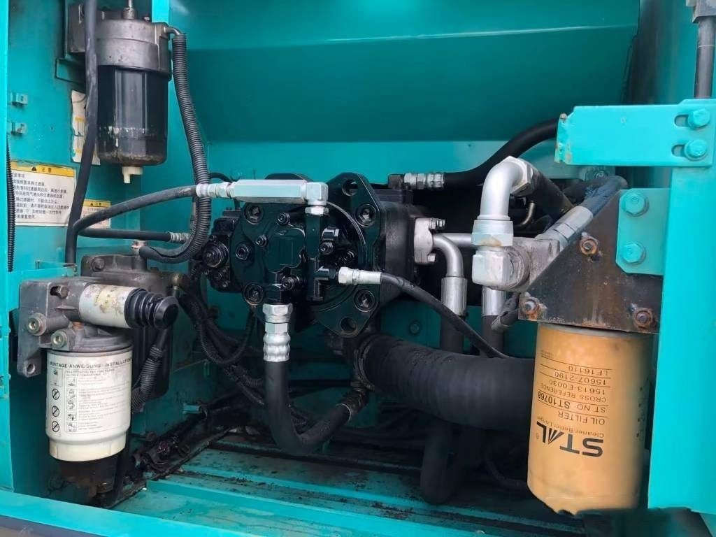 Kobelco SK 210 - Гусеничний екскаватор: фото 5 Kobelco SK 210 - Гусеничний екскаватор: фото 5