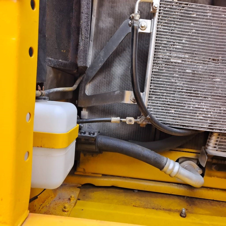 Komatsu PC 200-8 - Гусеничний екскаватор: фото 5 Komatsu PC 200-8 - Гусеничний екскаватор: фото 5