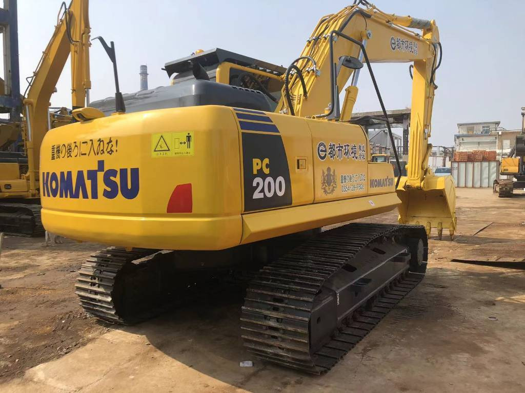 Komatsu PC 220-8 - Гусеничний екскаватор: фото 5 Komatsu PC 220-8 - Гусеничний екскаватор: фото 5