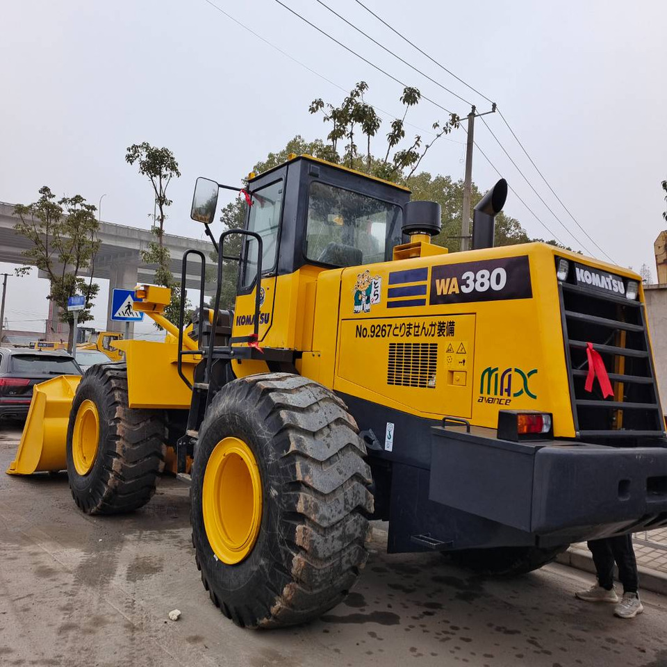 Komatsu WA 380-3 - Колісний навантажувач: фото 1 Komatsu WA 380-3 - Колісний навантажувач: фото 1