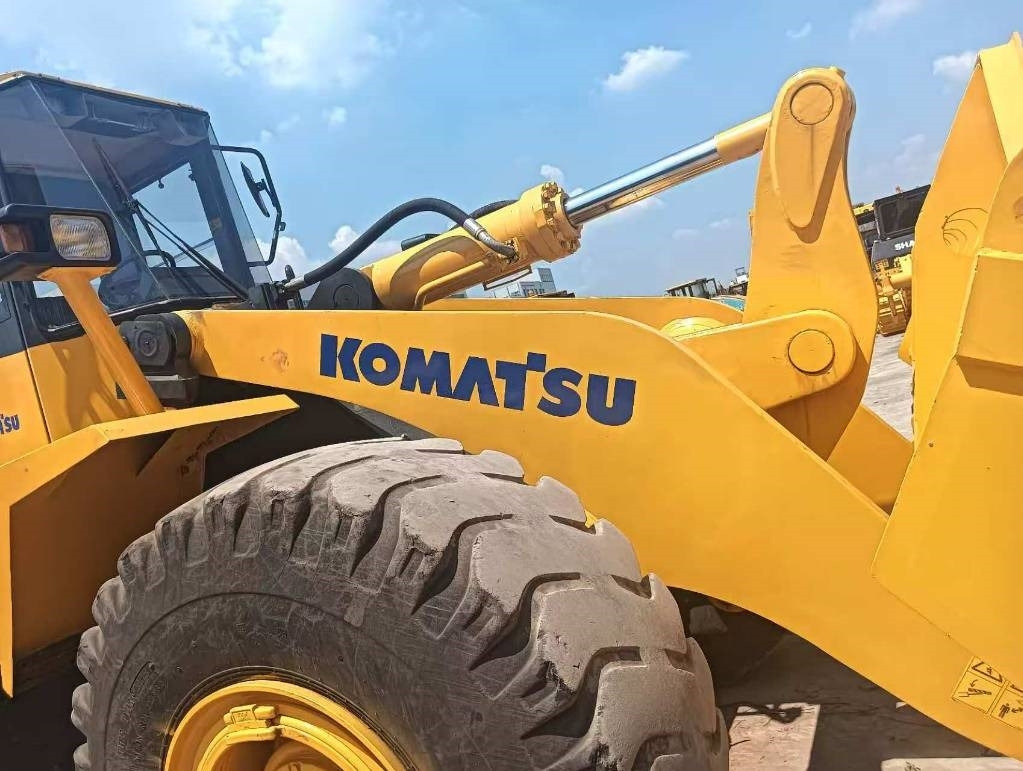 Колісний навантажувач Komatsu WA 470-3: фото 9